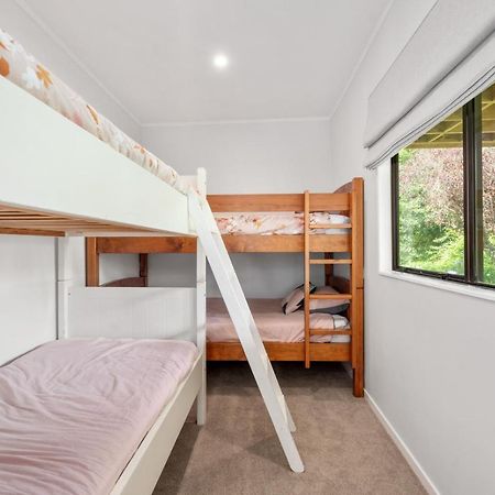 Waitahanui Lake House - Lake Taupo Holiday Home Esterno foto