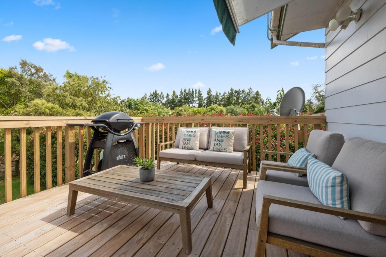 Waitahanui Lake House - Lake Taupo Holiday Home Esterno foto